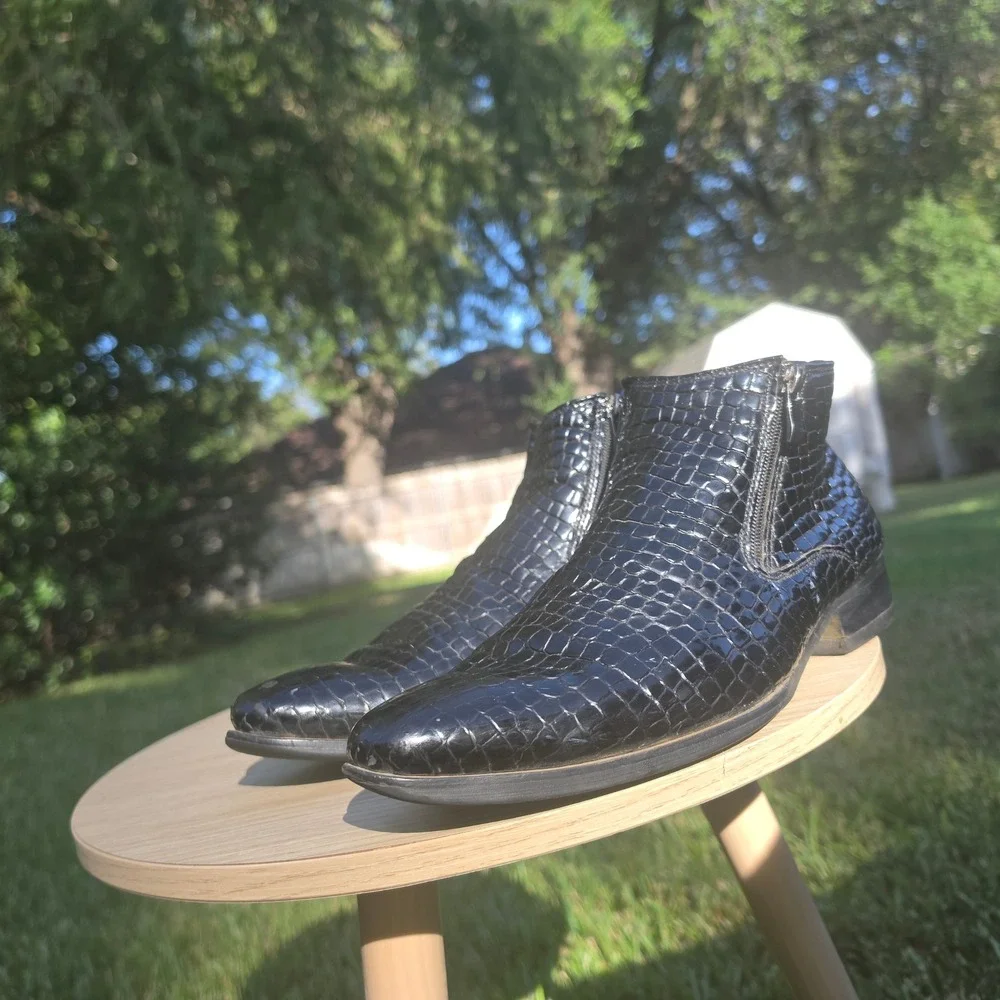 Black Crocodile Embossed Pointed Toe Ankle Boots Side Zip Low Heel Mens